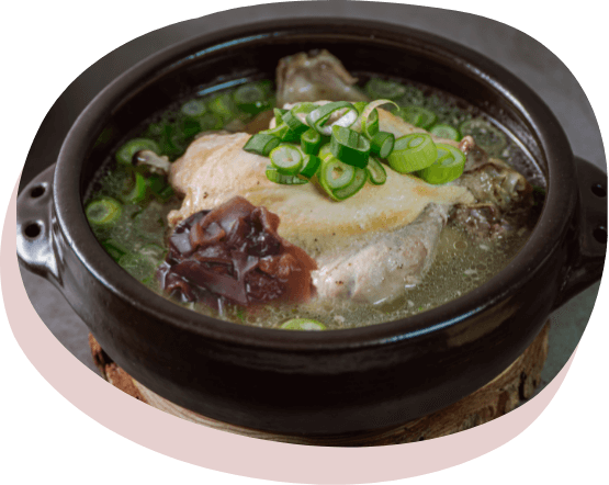 きくらげの参鶏湯(サムゲタン)風スープ